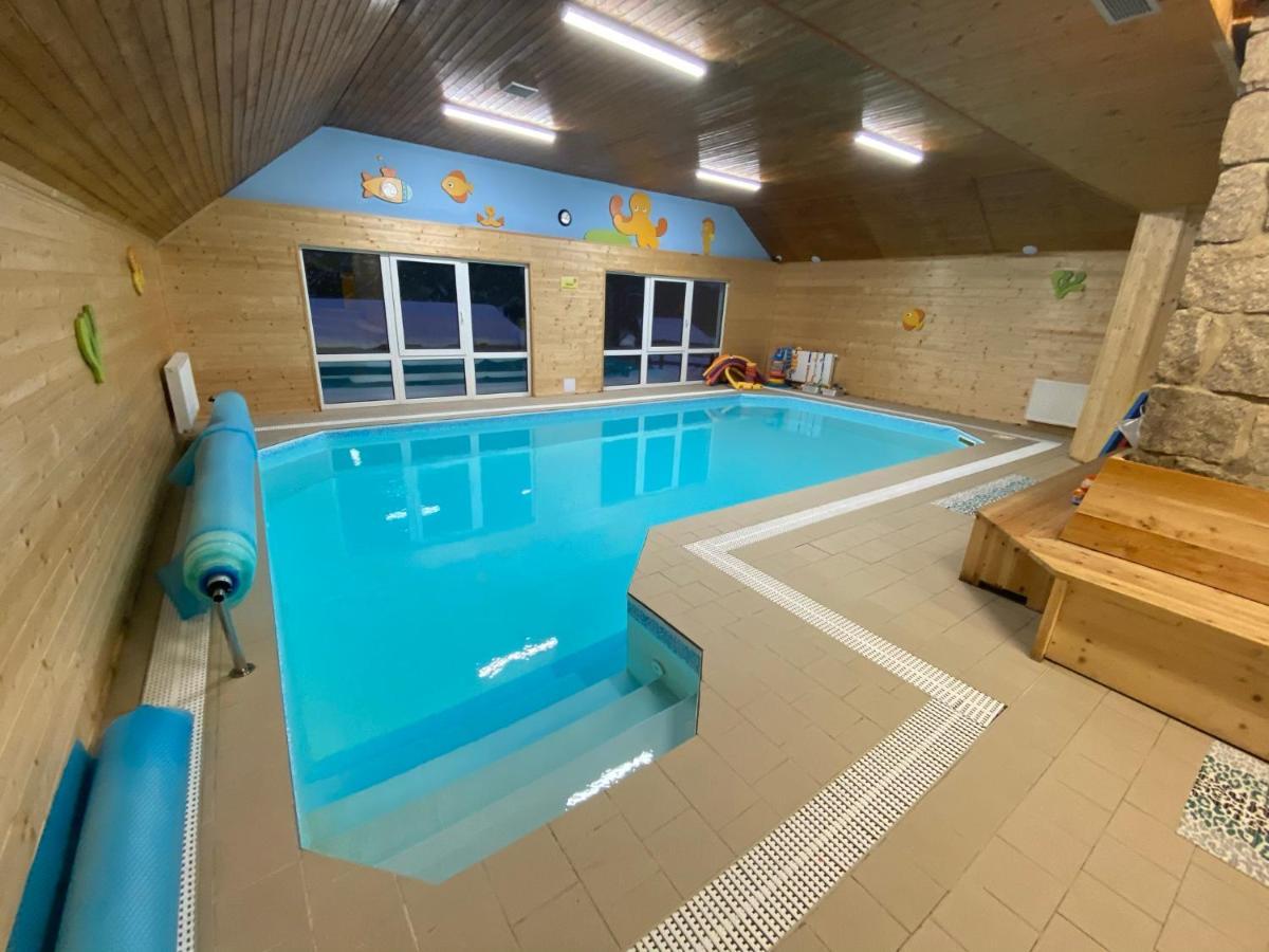 Hotel Peklo Pro Rodiny S Detmi Йозефув Дул Екстериор снимка