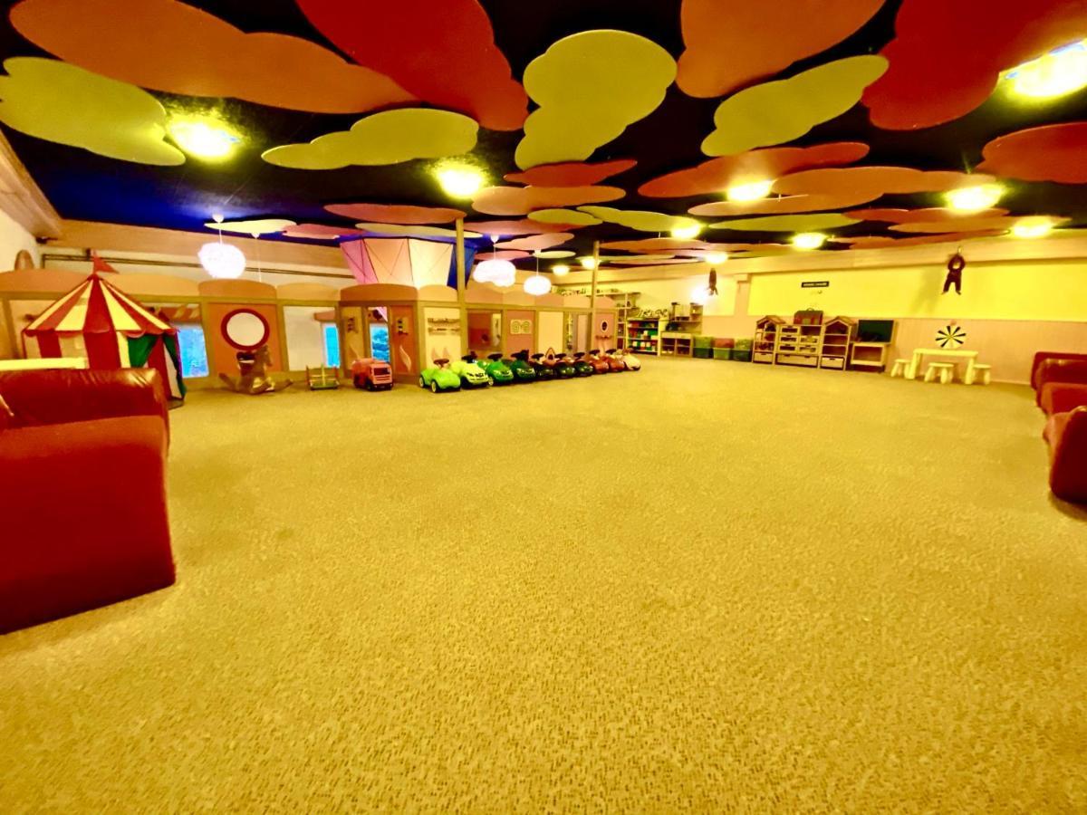 Hotel Peklo Pro Rodiny S Detmi Йозефув Дул Екстериор снимка