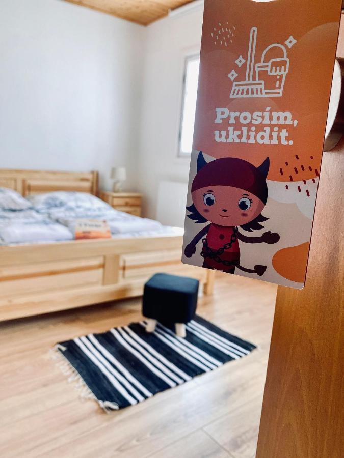 Hotel Peklo Pro Rodiny S Detmi Йозефув Дул Екстериор снимка