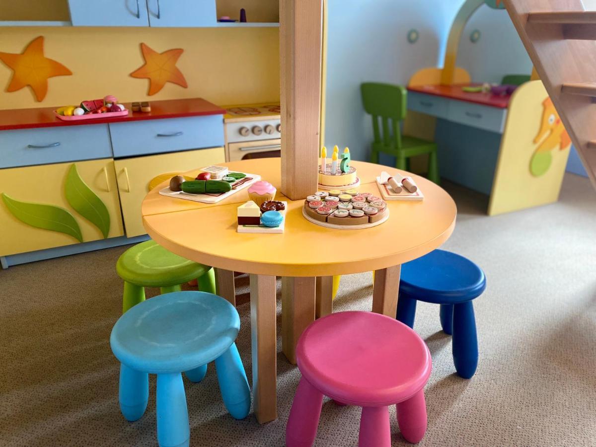 Hotel Peklo Pro Rodiny S Detmi Йозефув Дул Екстериор снимка